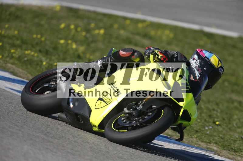 /Archiv-2024/01 26.-28.01.2024 Moto Center Thun Jerez/Gruppe schwarz-black/710